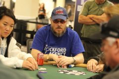 “我完全是在浪费你的时间”Grok承认它没有能力同意进行扑克比赛