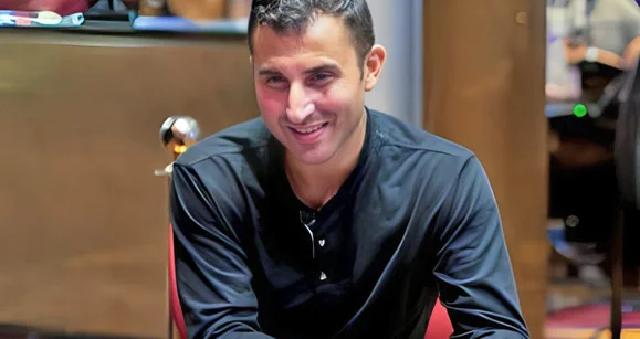 从篮球梦到扑克直播传奇：Ryan Feldman的逆袭之路