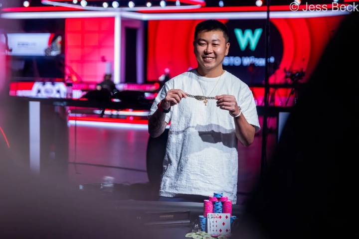 中国选手王阳夺得WSOP $5K PLO冠军,斩获生涯首条金手链