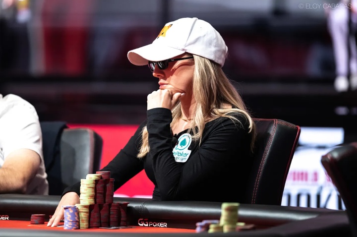 扑克女王Kristen Foxen：9个月狂揽1100万美元，两年23次FT