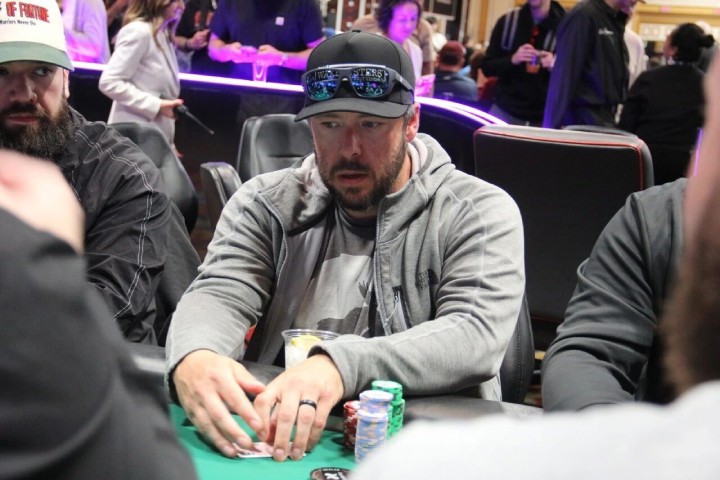 为多得2万奖金故意拖延15分钟!WSOP被逼连夜改规则