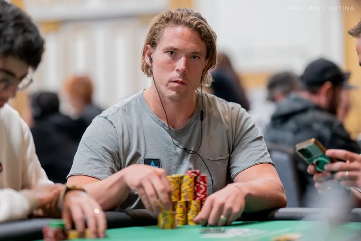 Alex Foxen WSOP赛后专访，顶级选手的思维与观点