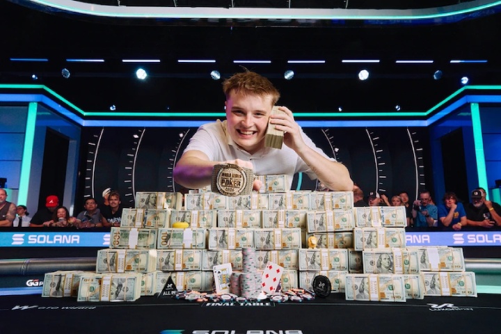 22岁狂揽千万奖金！WSOP主赛冠军Lucas Jumalon的追梦故事