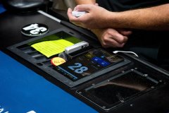 “太棒了”选手们盛赞WSOPC主赛事启用的行动计时器
