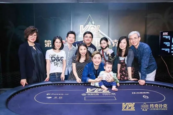 旧友未曾走散，只是少了当年并肩征战的热闹