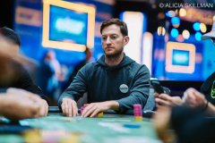 Set K遭Set A逆转！WSOP豪客赛撞出今夏最惨冤家牌
