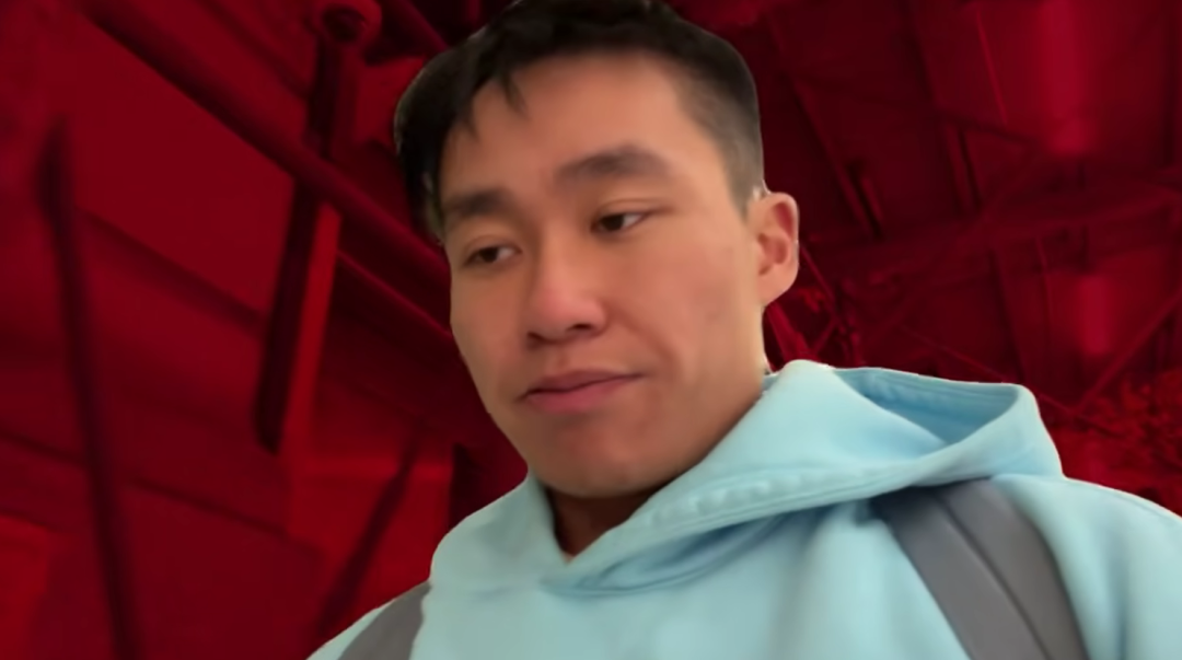 同花公对面弃不掉三条A，Rampage一手牌痛失62万刀