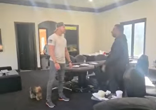 从争吵到互殴：Hawkins被殴事件完整内幕曝光