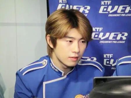 从星际争霸“人族皇帝”到GPI韩国第二，林耀焕的第二次人生逆袭